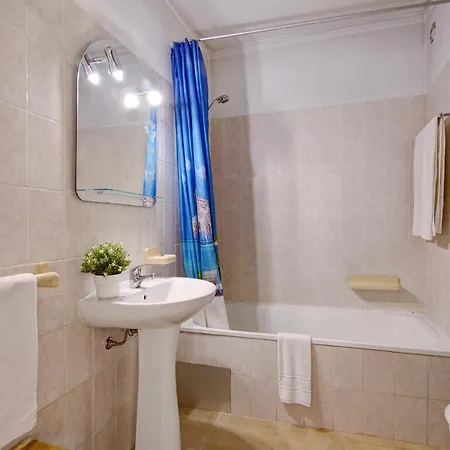 Baleeira 9D, Vista Mar, Com Piscina *